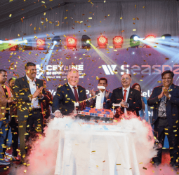 Seaspan and Ceyline Shipping Celebrate 20 Years of Partnership Excellence