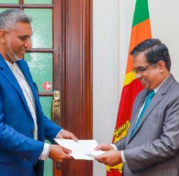 Almas Holdings commits Rs. 250 m to ‘Rebuilding Sri Lanka’ Fund