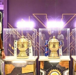 Matheesha Pathirana joins KKR squad in Kolkata