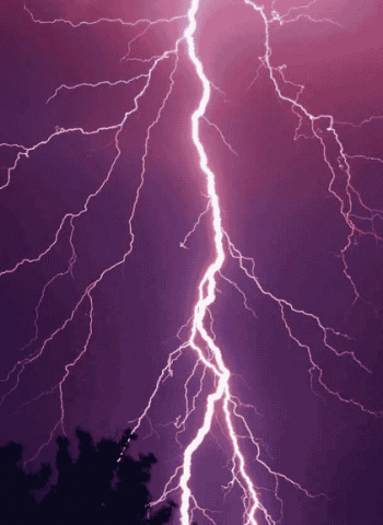 Amber alert issued for severe lightning