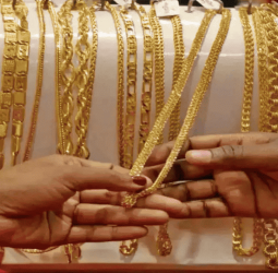 Gold prices in Sri Lanka rise by around Rs. 4,000