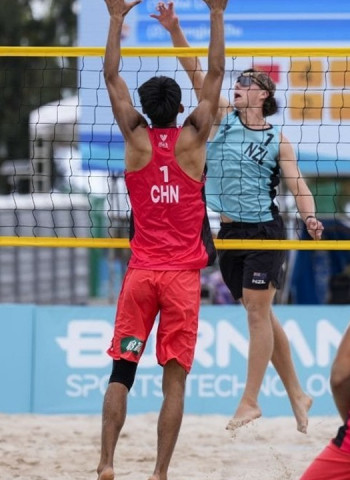 Lanka opens campaign