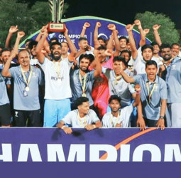 St. Mary’s Jaffna shock saunders