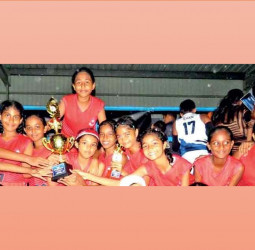 St. Joseph’s boys, St. Paul’s girls frolic at basketball