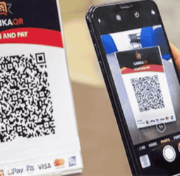 Fees for small vendors removed on LankaQR; person-to-person transactions enabled