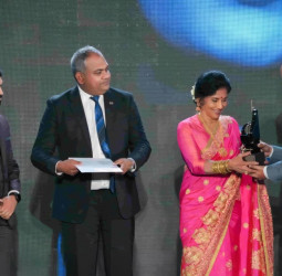 Charana TV of SLT-MOBITEL PEOTV Wins ‘Best Educational Programme’ at the 31st Sumathi Awards