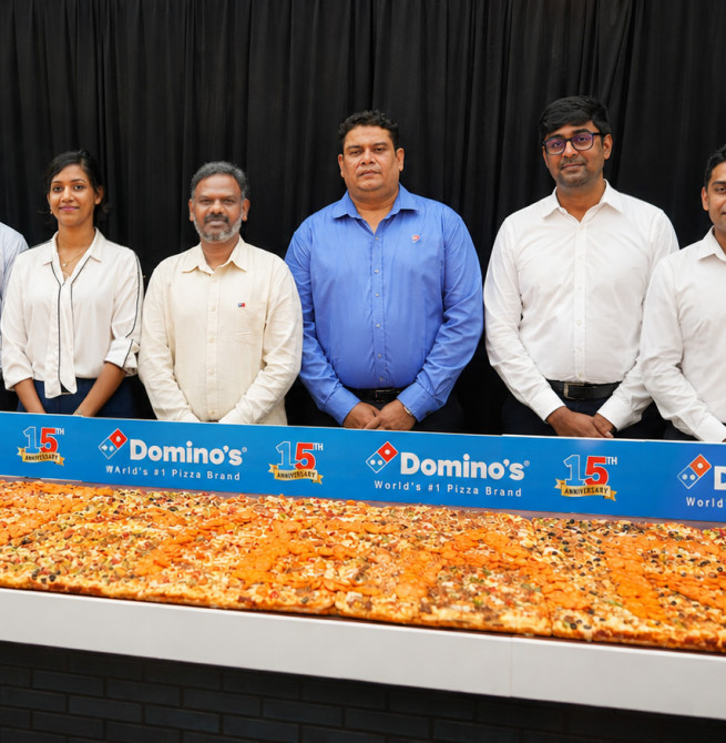 Domino’s Sri Lanka Marks 15 Years with Longest Pizza in Sri Lanka