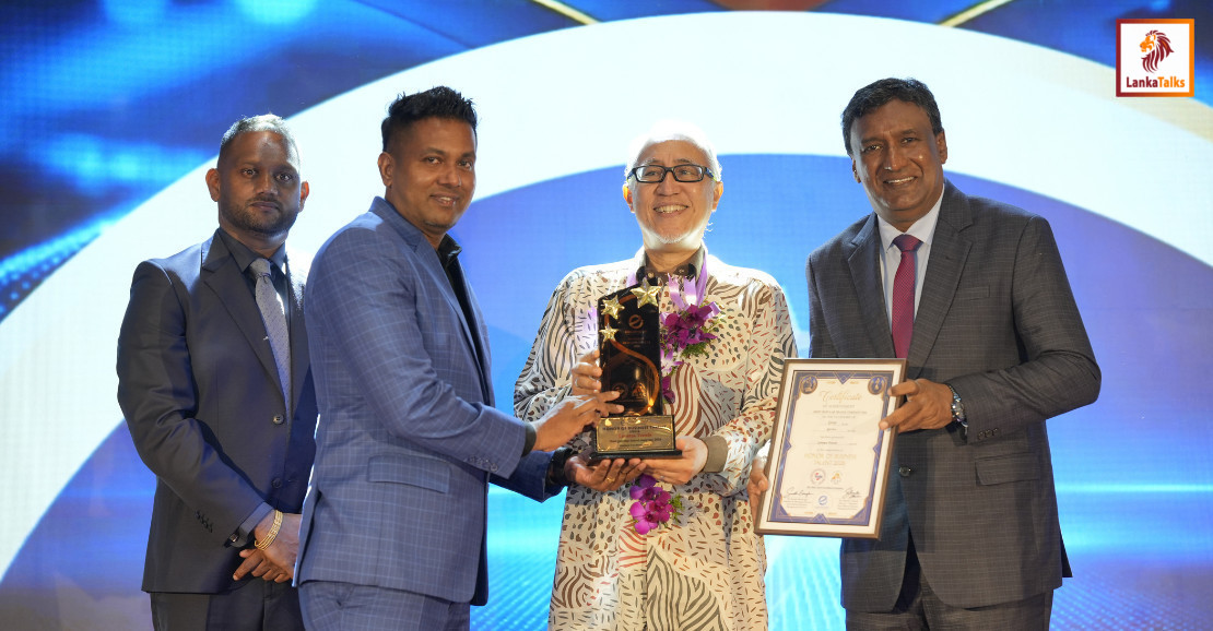 Malaysian High Commissioner presents Sri Lanka's Most Popular Travel Company 2026 Award to Lavanya Travels