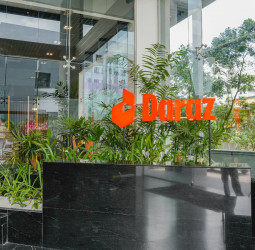 Daraz Sri Lanka reinforces consumer trust through compliance awareness in health and beauty e-commerce