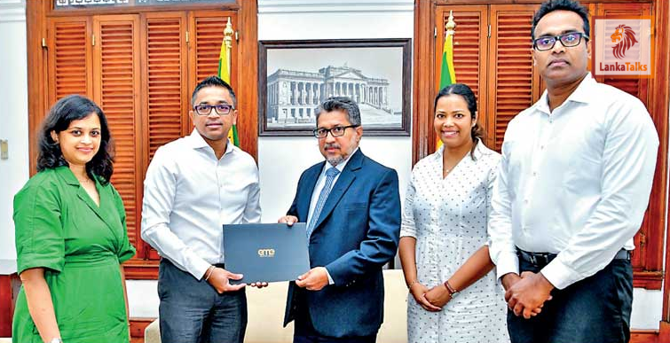eMarketingEye donates Rs. 10 m to ‘Rebuilding Sri Lanka’ fund