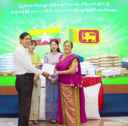 Myanmar donates 500 MT of rice to cyclone victims in Sri Lanka