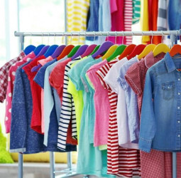 Sri Lanka clothing-footwear inflation rises to 4% in December