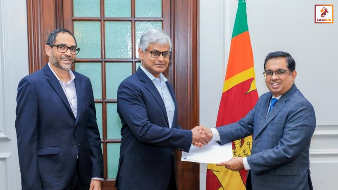 John Keells Holdings Contributes Rs. 400 Million to ‘Rebuilding Sri Lanka’ Fund