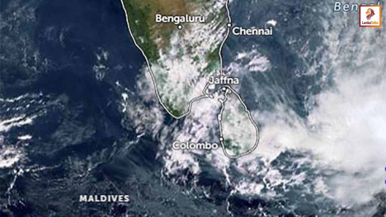 Low pressure system to strengthen, rains to intensify