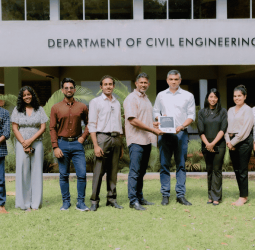 HIRDARAMANI APPAREL AND UNIVERSITY OF MORATUWA  COLLABORATE TO TRANFORM TEXTILE WASTE INTO SUSTAINABLE INNOVATION