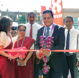 Seylan Bank strategically relocates Boralesgamuwa branch  to improve customer service
