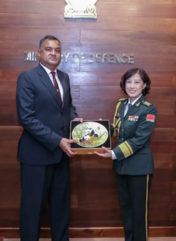 Chinese Defence Attaché meets Sri Lanka’s Defence Secretary