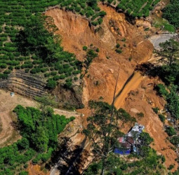 25 Kandy schools vulnerable to landslides