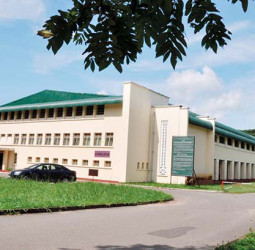 Library crisis hits Pera university