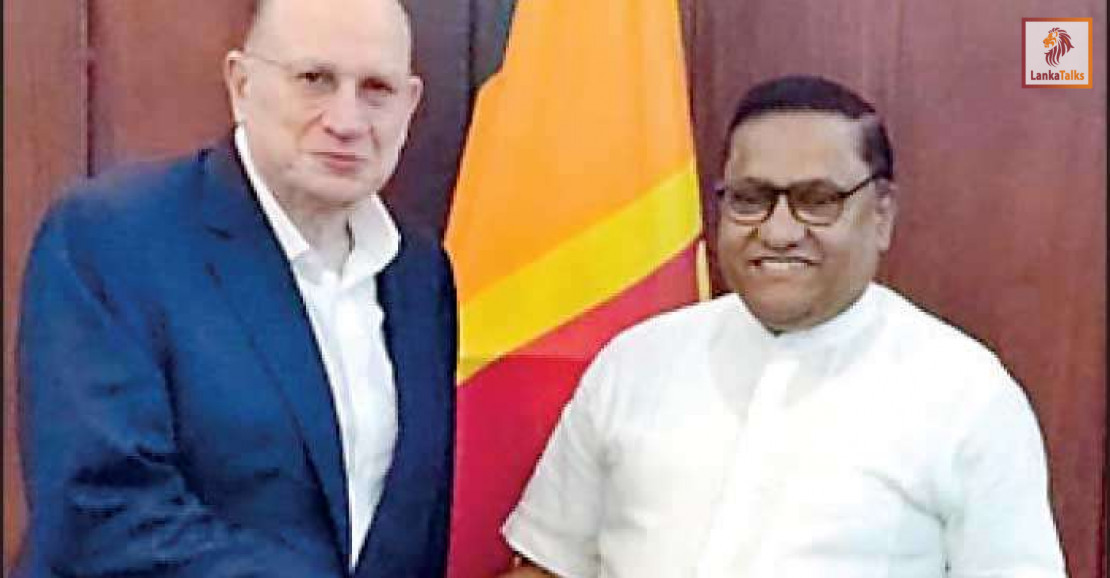 Sir Mark Tucker calls on Foreign Minister