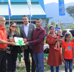 Minister Lalkantha Visits Ambewela Farms to review the Unprecedented Growth and donate 10 heifer cows worth 15 Million to selected farmers