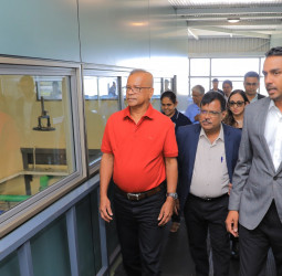 Hon.Minister of Agriculture, Livestock, Land, and Irrigation Mr. K.D. Lalkantha Visits Ambewela Farms to review the Unprecedented Growth and donate 10 heifer cows worth 15 Million to selected farmers