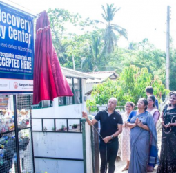 Sampath Bank Strengthens Ocean Plastic Reduction Efforts with the Community-led Material Recovery Facility in Dickwella