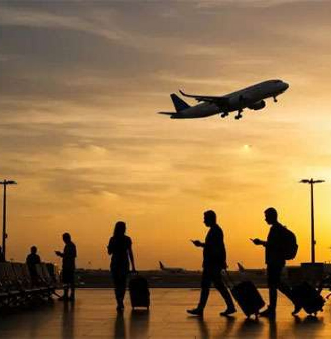 Doctors leaving the country again creating strain on health system, expert warns