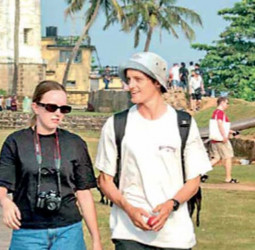 April tourist arrivals slip to weakest so far in 2026