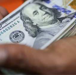 US Dollar selling rate surpasses Rs. 350