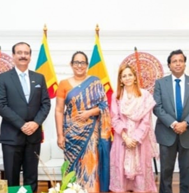 Prime Minister meets Pakistan High Commissioner to Sri Lanka