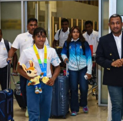Gold-winning Nipuni returns home