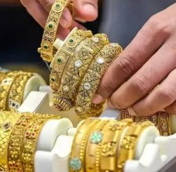 Gold price climbs following global market increase