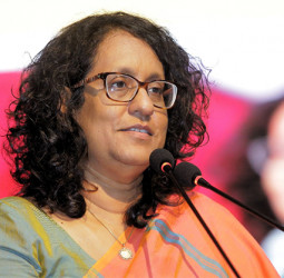 PM reminds tourism sector not to ignore domestic market amid global shocks