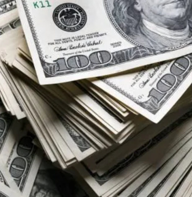 Currency: USD selling rate surpasses Rs. 334