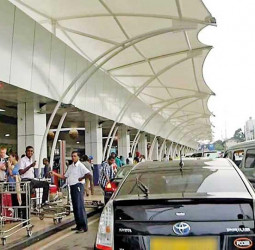 BIA private taxi operators seek rental relief after paying Rs. 19 mn monthly amid tourism slump