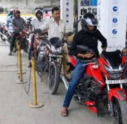 No fuel shortage, public urged to avoid panic buying