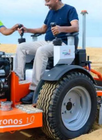 Clean Serendib Introduces Machine-Assisted Beach Cleaning Technology to Strengthen Coastal Conservation Efforts