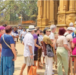 Sri Lanka records over $2.24 Bn in tourism earnings as visitor arrivals near 1.7 Mn mark