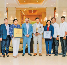 Cinnamon Lakeside Colombo secures Gold and Silver at South Asian Travel Awards