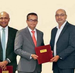 People’s Bank-Lanka Securities pioneer integrated banking, share trading platform