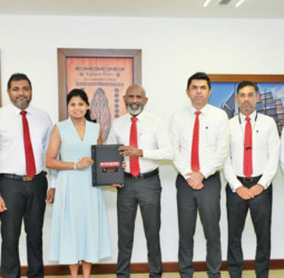 Pan Asia Bank inks deal with Ideal Motors to offer leasing solutions