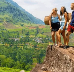 Sri Lanka records slight decline in tourist arrivals in September