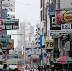 Retailers brace for a tough festive season