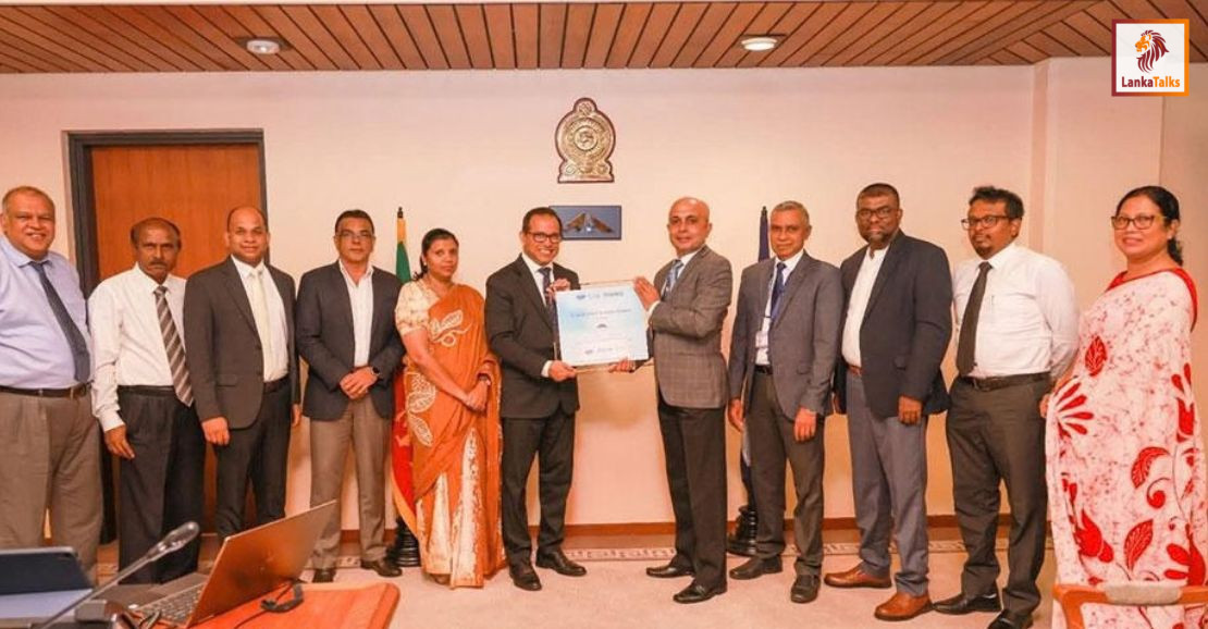 SLAAA receives ICAO TRAINAIR PLUS Silver Membership plaque