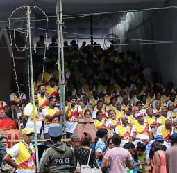 Serendib Flour Mills Brings 100 Elderly Farming Parents to Kandy to Witness Sacred Dalada Perahera