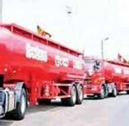 Fuel crisis looms Friday as tanker owners threaten to stop deliveries