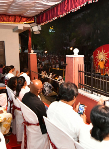 Ceylinco Life brings premium policyholders closer to the magic of the Kandy Perahera