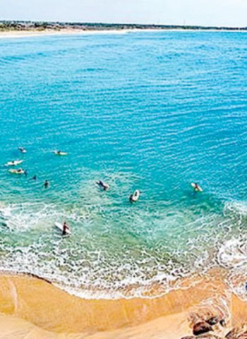 Riding the wave at Arugam Bay