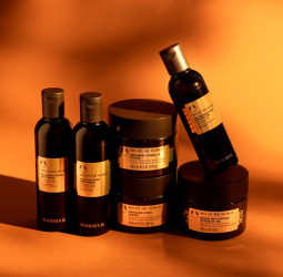 Rediscover your escape with cocooning textures and irresistible fragrances harnessed in exquisite ingredients